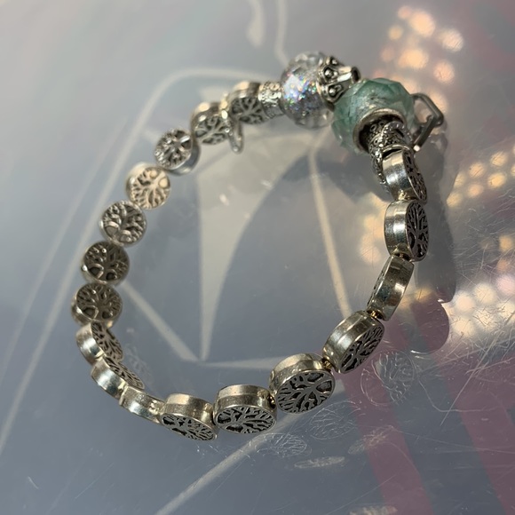 FILIGREE BANGLE 5.5cm diameter fits 6” wrist - Picture 6 of 7